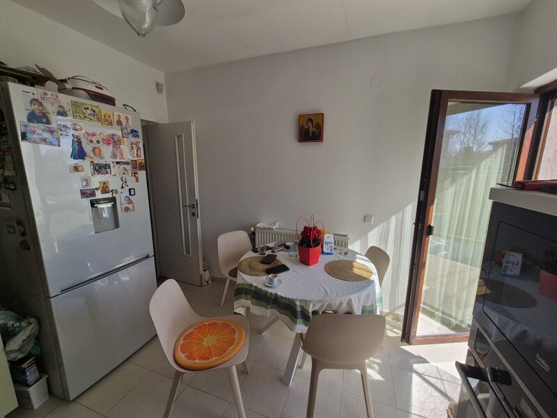 Casa Darza P, carport, curte cocheta, utilata si mobilata